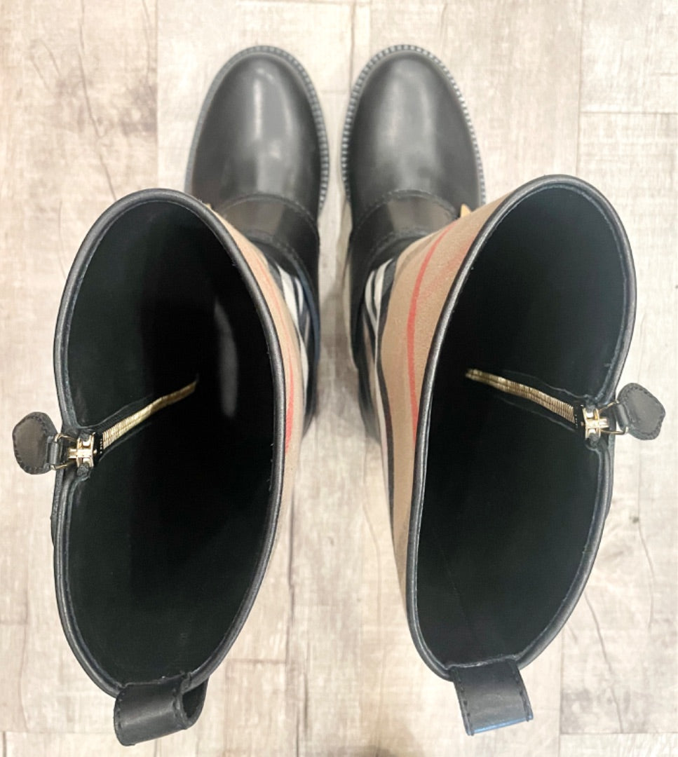 Burberry Black Logo Print Boots, 39