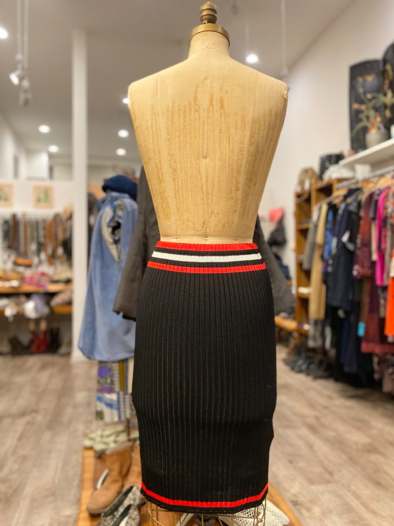 Prada Black/Red Ribbed Skirt, 38