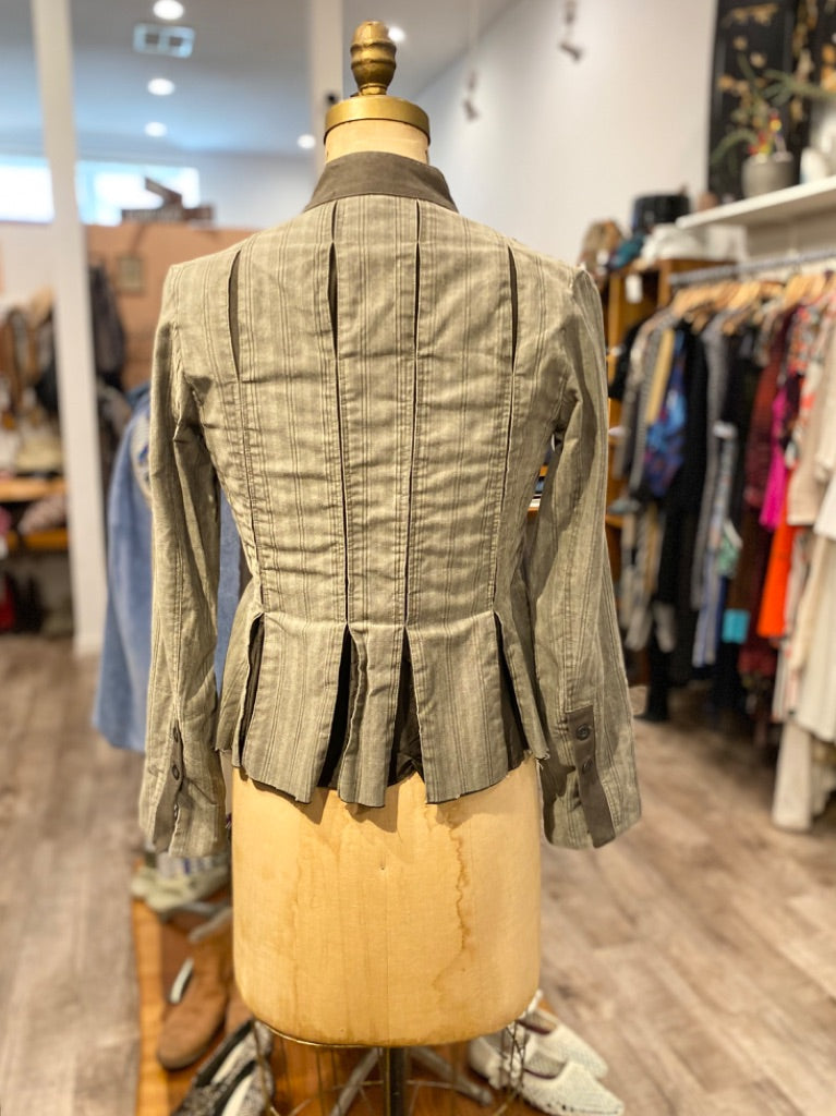 Gary Graham Grey Hook Front Jacket, Small