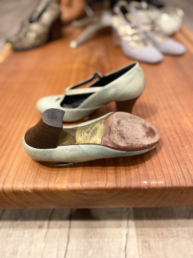 Dries Van Noten Green Heels, 36